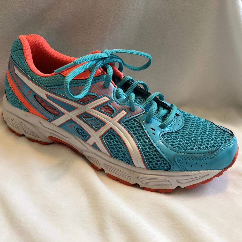 Asics Women's Athletic Shoes - EUC
